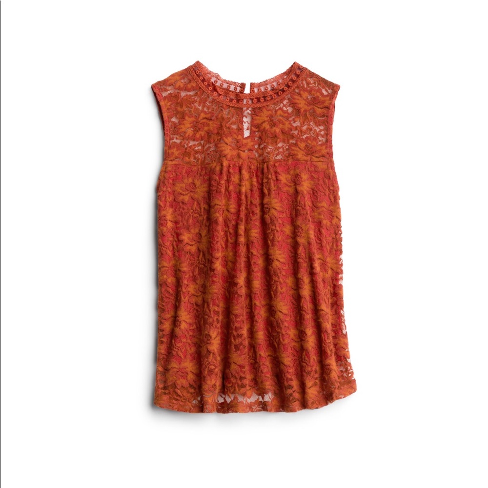 Lace blouse lined